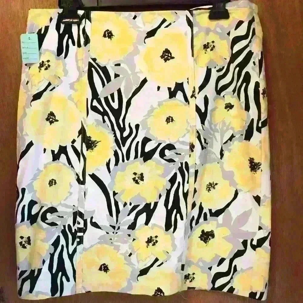 Beautiful Cato Skirt‎ Size 10